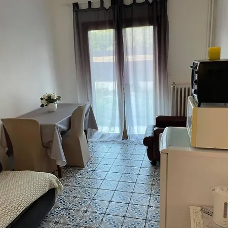 B&B Chez Souka 카르카손